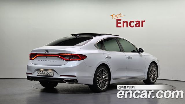 Hyundai Grandeur (IG) 2.4 Premium 2019 — фото 2
