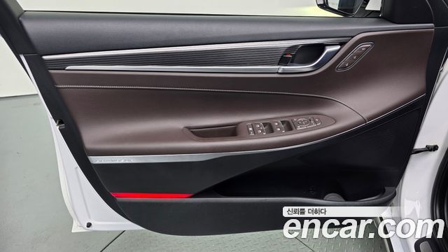 Hyundai Grandeur (IG) 2.4 Premium 2019 — фото 24