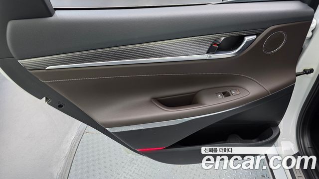 Hyundai Grandeur (IG) 2.4 Premium 2019 — фото 25