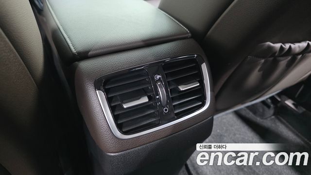 Hyundai Grandeur (IG) 2.4 Premium 2019 — фото 31