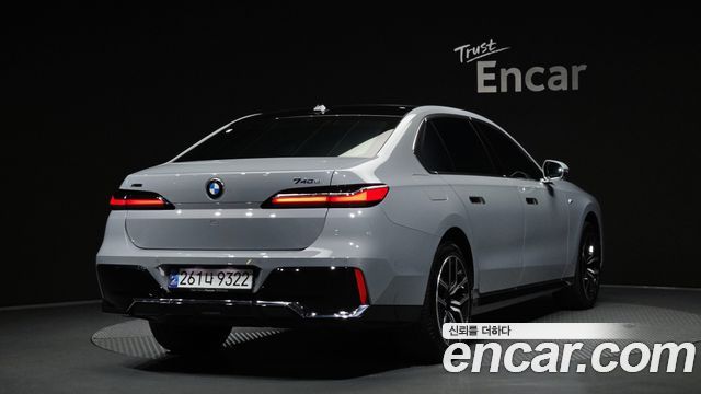 BMW 7 Series (G70) 740d xDrive M Sport 2024 — фото 2