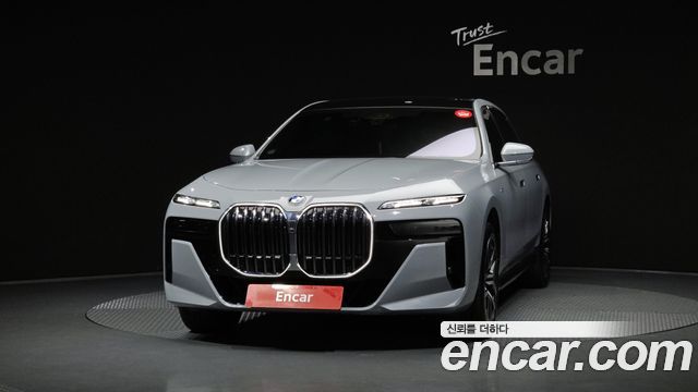 BMW 7 Series (G70) 740d xDrive M Sport 2024 — фото 3