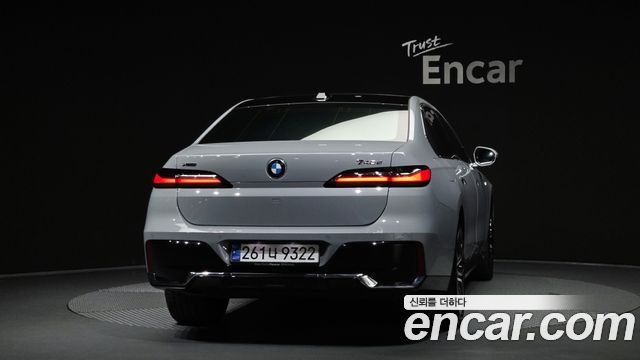BMW 7 Series (G70) 740d xDrive M Sport 2024 — фото 4