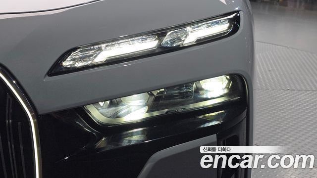 BMW 7 Series (G70) 740d xDrive M Sport 2024 — фото 28