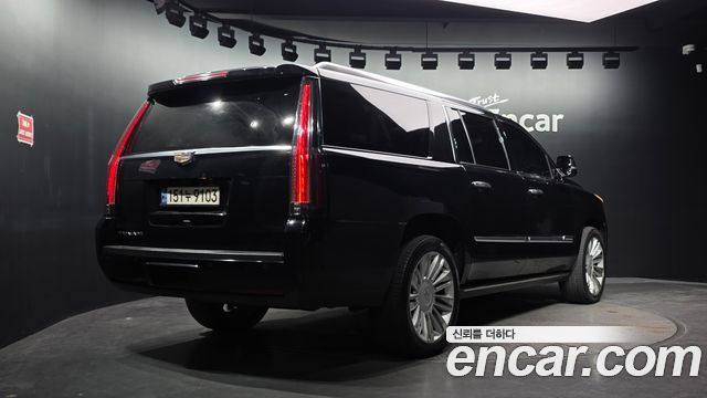 Cadillac Escalade 6.2 ESV 4th 2017 — фото 2