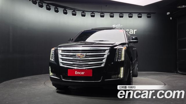 Cadillac Escalade 6.2 ESV 4th 2017 — фото 3