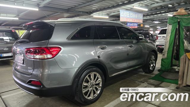 Kia Sorento Diesel 2.0 2WD Noblesse Special 2015 — фото 7