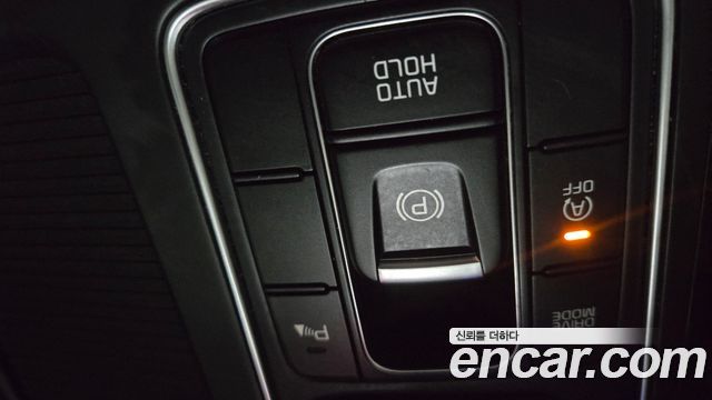 Kia Sorento Diesel 2.0 2WD Noblesse Special 2015 — фото 19