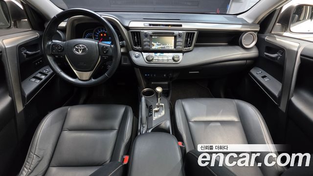 Toyota RAV4 2.5 4WD 4th 2015 — фото 7