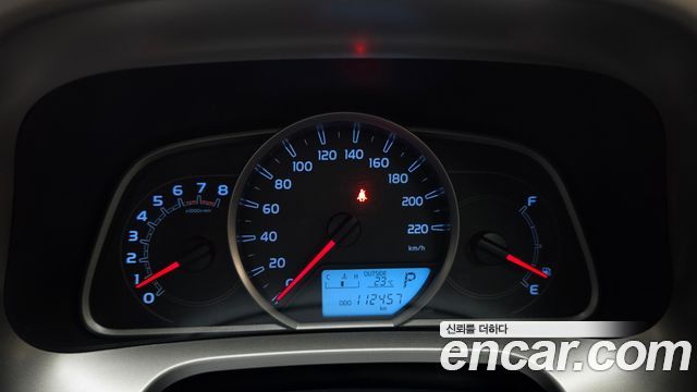 Toyota RAV4 2.5 4WD 4th 2015 — фото 8
