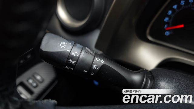Toyota RAV4 2.5 4WD 4th 2015 — фото 30
