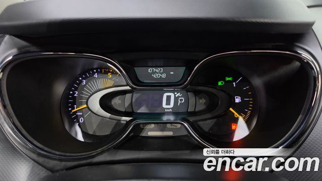 Renault Korea QM3 RE 2015 — фото 8