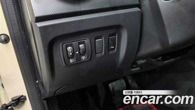 Renault Korea QM3 RE 2015 — фото 17