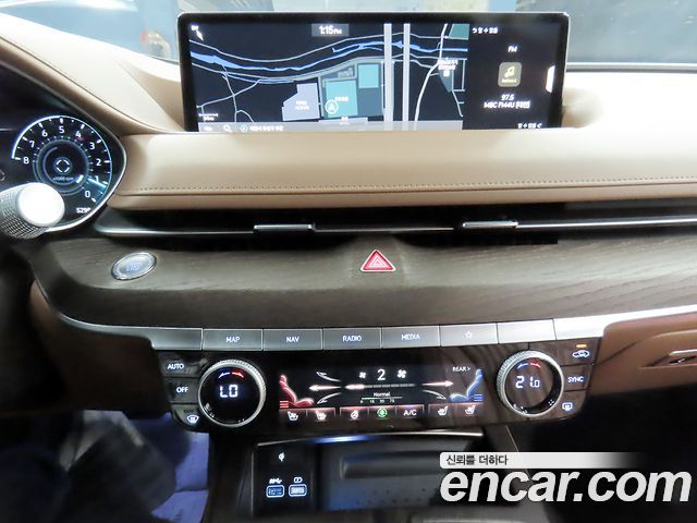 Genesis G80 (RG3) Gasoline 2.5 Turbo AWD 2022 — фото 19