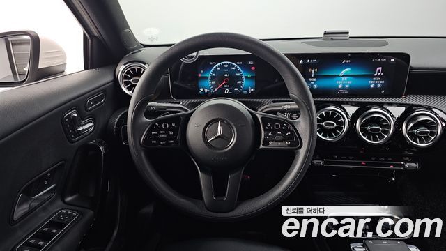 Mercedes-Benz A-Class (W177) A220 Sedan 2020 — фото 13