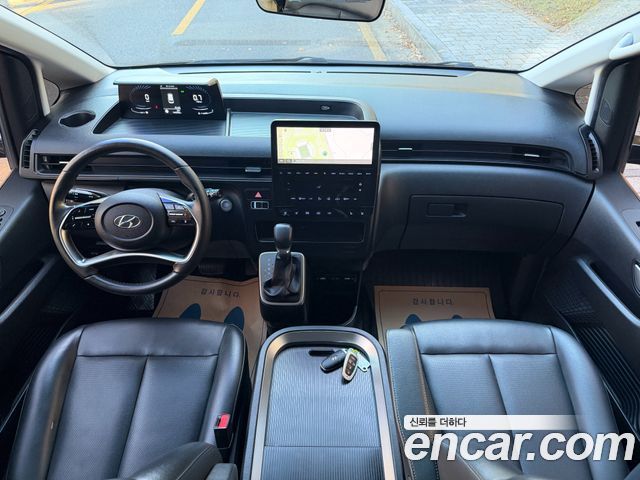 Hyundai Staria Cargo 5-Seater Modern 2022 — фото 9