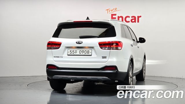 Kia Sorento Diesel 2.2 4WD Noblesse Special 2016 — фото 4