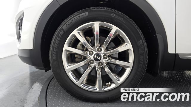 Kia Sorento Diesel 2.2 4WD Noblesse Special 2016 — фото 5