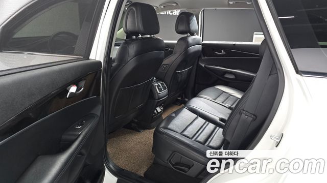 Kia Sorento Diesel 2.2 4WD Noblesse Special 2016 — фото 11