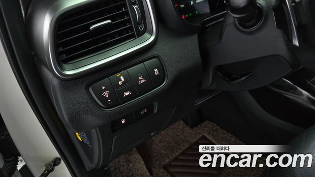 Kia Sorento Diesel 2.2 4WD Noblesse Special 2016 — фото 17