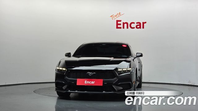 Ford Mustang (VII) 2.3 EcoBoost Premium Coupe 2024 — фото 3
