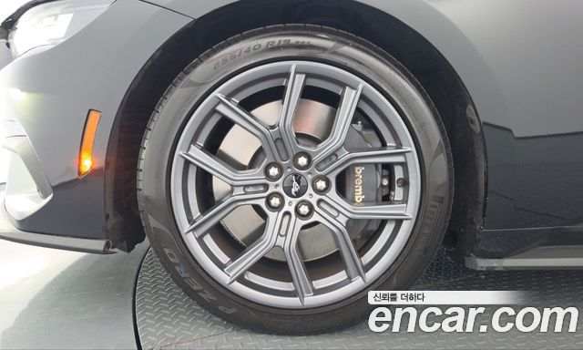 Ford Mustang (VII) 2.3 EcoBoost Premium Coupe 2024 — фото 5