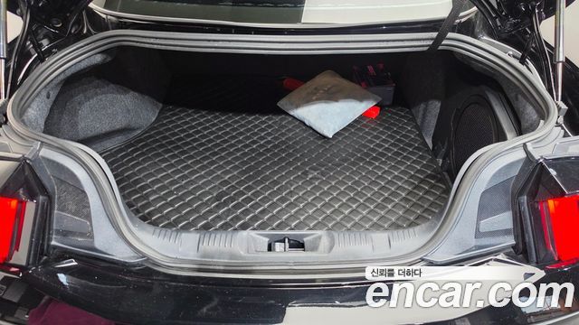 Ford Mustang (VII) 2.3 EcoBoost Premium Coupe 2024 — фото 15
