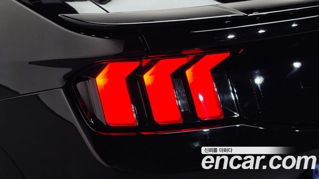 Ford Mustang (VII) 2.3 EcoBoost Premium Coupe 2024 — фото 23