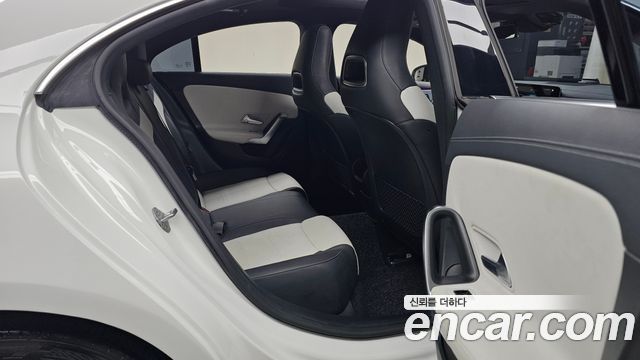 Mercedes-Benz CLA-Class (C118) CLA250 4MATIC 2020 — фото 11