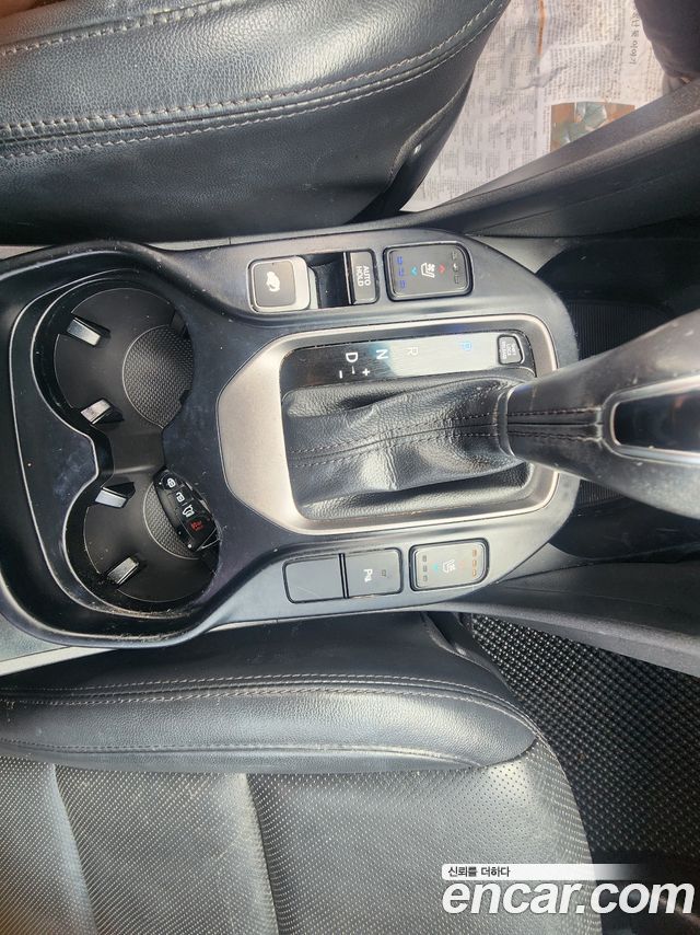 Hyundai Santa Fe (DM) Diesel(e-VGT) 2.0 2WD Exclusive 2015 — фото 9