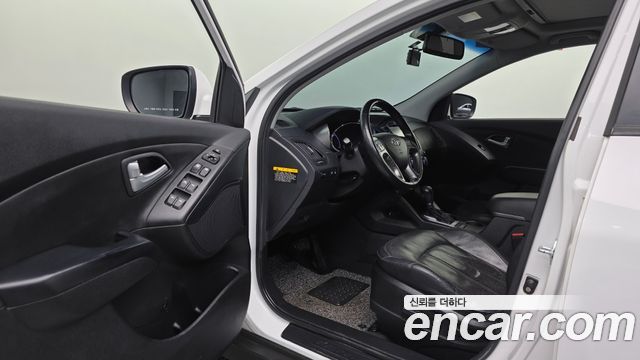 Hyundai Tucson ix Diesel(e-VGT) 2WD Modern 2014 — фото 10