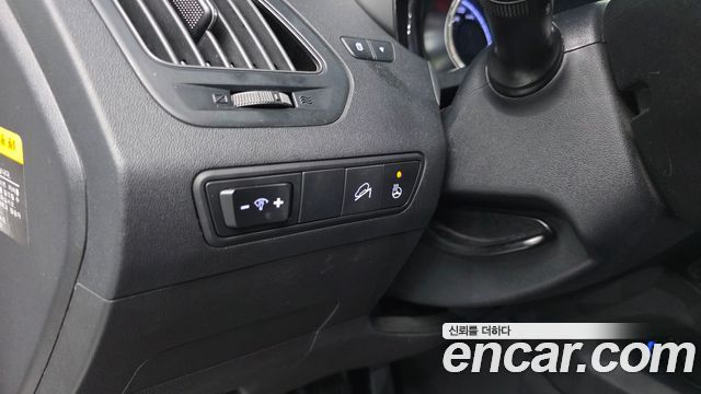 Hyundai Tucson ix Diesel(e-VGT) 2WD Modern 2014 — фото 12