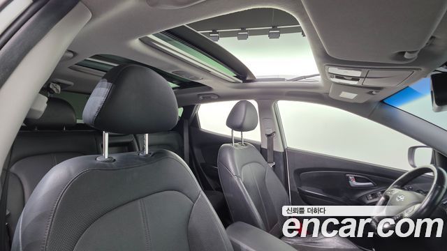 Hyundai Tucson ix Diesel(e-VGT) 2WD Modern 2014 — фото 20