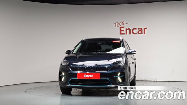 Kia Niro EV Noblesse 2022 — фото 3