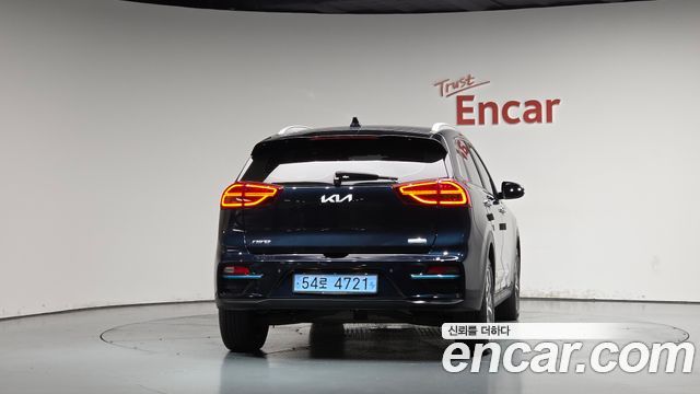 Kia Niro EV Noblesse 2022 — фото 4