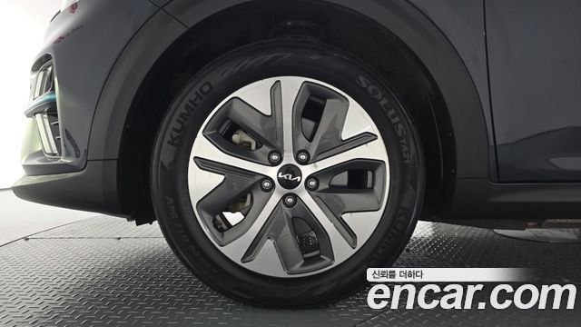 Kia Niro EV Noblesse 2022 — фото 5