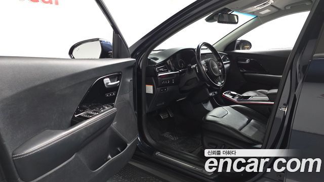 Kia Niro EV Noblesse 2022 — фото 10
