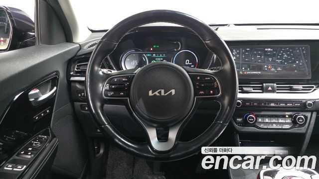 Kia Niro EV Noblesse 2022 — фото 13