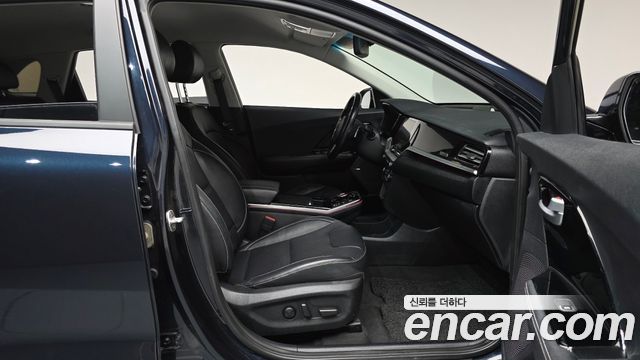 Kia Niro EV Noblesse 2022 — фото 26