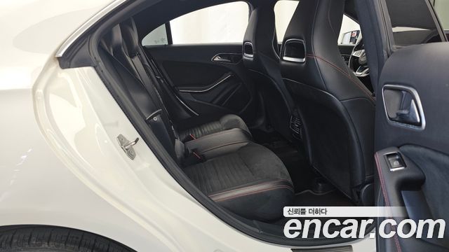 Mercedes-Benz CLA-Class (C117) CLA220 AMG Line 2018 — фото 12