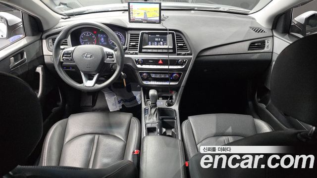 Hyundai Sonata New Rise LPI Taxi Style 2020 — фото 7