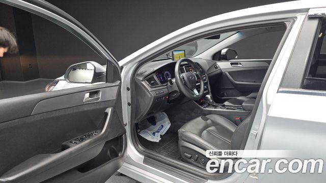 Hyundai Sonata New Rise LPI Taxi Style 2020 — фото 10