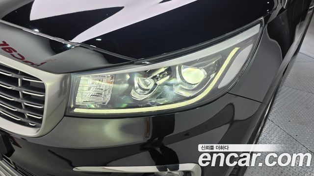 Kia Carnival Gasoline 9-seater Limousine(Special vehicle) 2020 — фото 22
