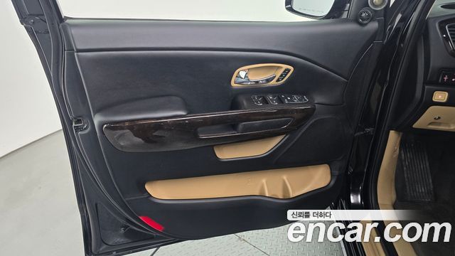 Kia Carnival Gasoline 9-seater Limousine(Special vehicle) 2020 — фото 24