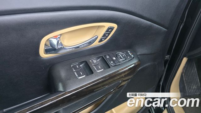 Kia Carnival Gasoline 9-seater Limousine(Special vehicle) 2020 — фото 27