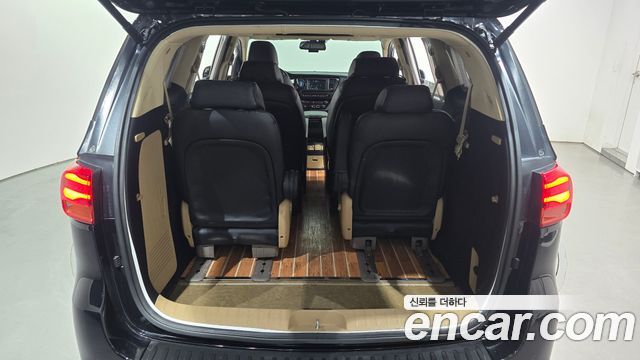 Kia Carnival Gasoline 9-seater Limousine(Special vehicle) 2020 — фото 35
