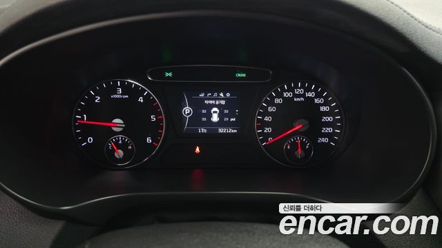 Kia Sorento Diesel 2.0 2WD Noblesse 2015 — фото 8