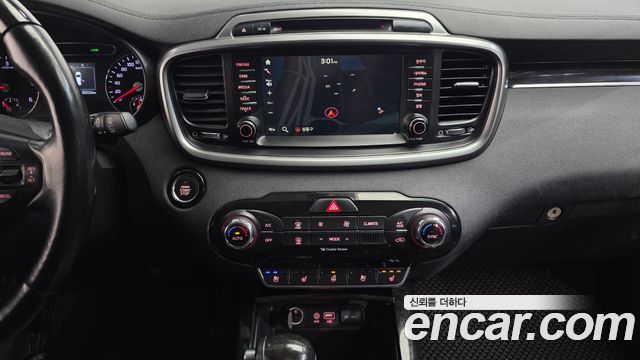 Kia Sorento Diesel 2.0 2WD Noblesse 2015 — фото 15
