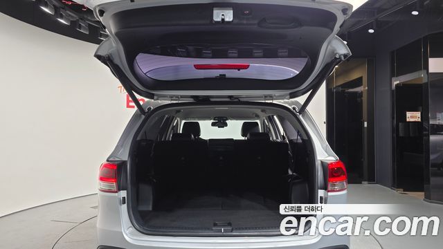 Kia Sorento Diesel 2.0 2WD Noblesse 2015 — фото 20