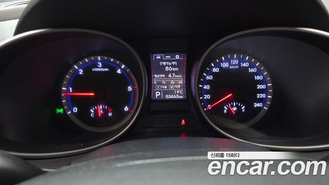 Hyundai Santa Fe (DM) Diesel(e-VGT) 2.0 2WD Premium 2015 — фото 8